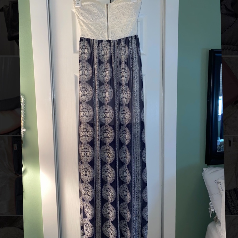Maxi dress